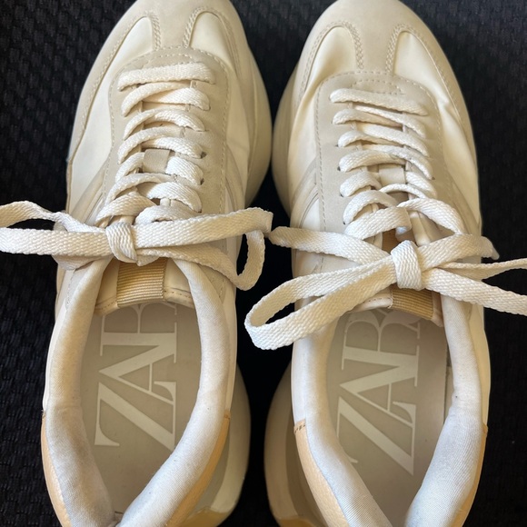 Zara Sneakers - Picture 4 of 6